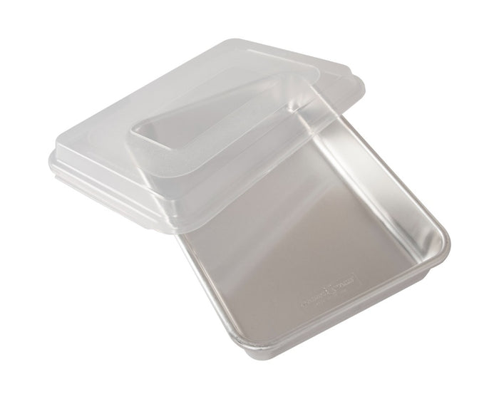 Nordic Ware - Bakvorm, Rechthoek, met Deksel, 25 x 34 cm, Aluminium, N