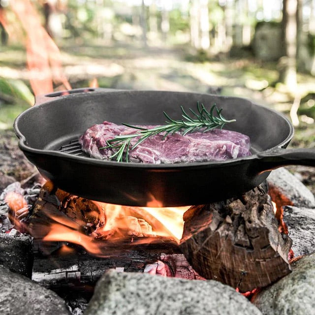 - Gietijzeren grill skillet met steel - 35 cm