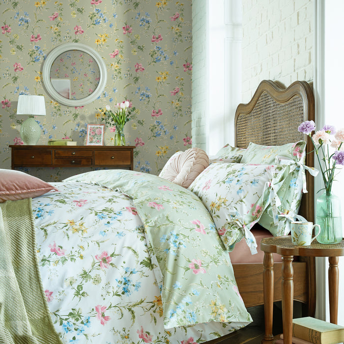 Laura Ashley Poppy Meadow Behang - Bloemen - 10mx52cm - Groen
