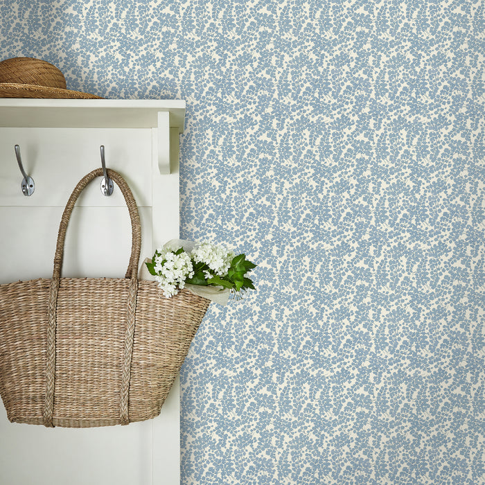 Laura Ashley Cariad Spray Behang - Planten - 10mx52cm - Blauw