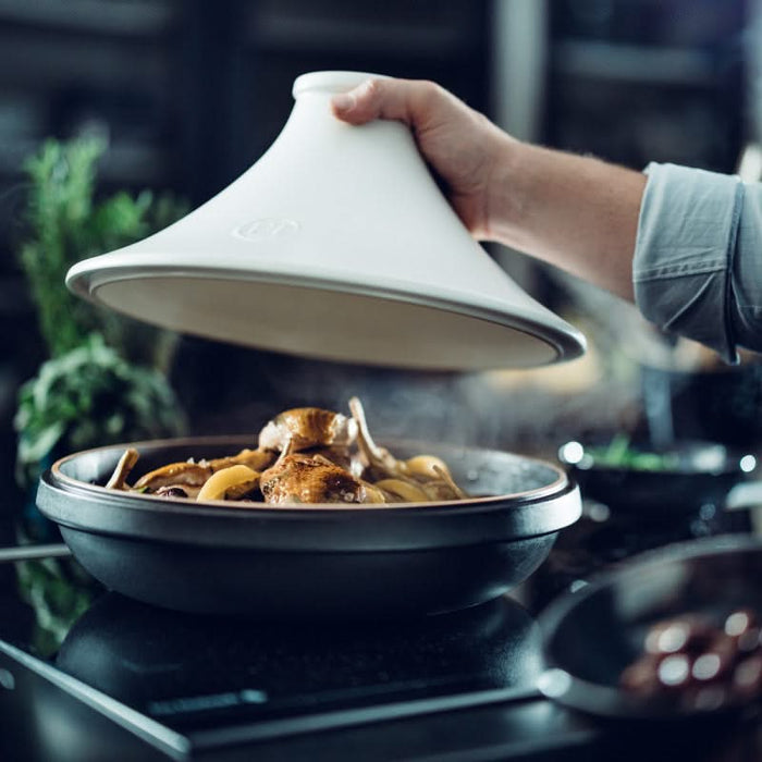 Emile Henry Tajine Delight - Zwart | Wit - Geschikt voor inductie - ø 33.5 cm | 4 liter