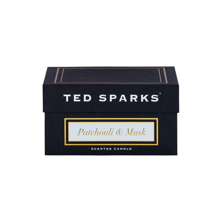 Het mysterieuze karakter van de Ted Sparks geurkaars Patchouli & Musk