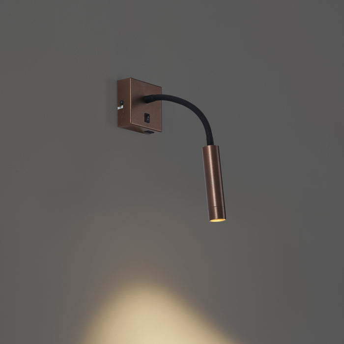 QAZQA Moderne wandlamp brons met USB-C poort - Gosna