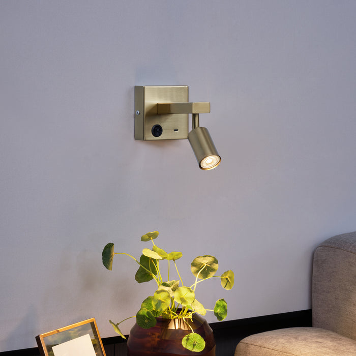 QAZQA Moderne wandlamp goud met USB-C kantelbaar - Rex