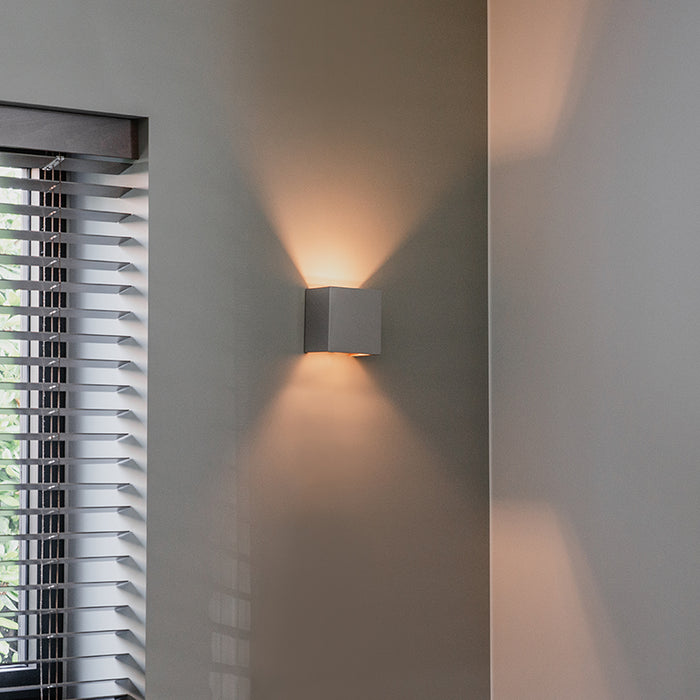 QAZQA Smart wandlamp beton met lichteffect incl. Wifi G9 - Meave