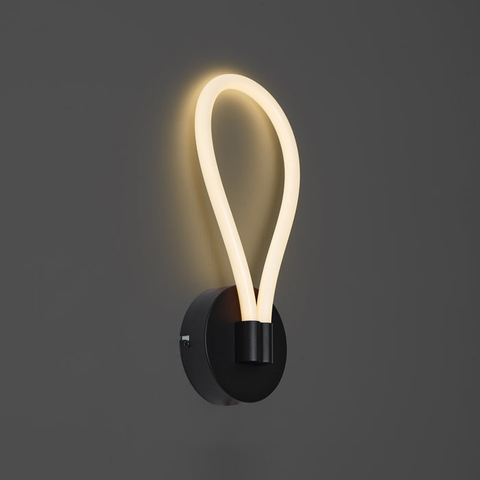 QAZQA Moderne wandlamp zwart incl. LED 3-staps dimbaar - Keri