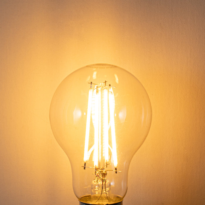LUEDD E27 dimbare LED lamp A60 6W 700 lm 2200K