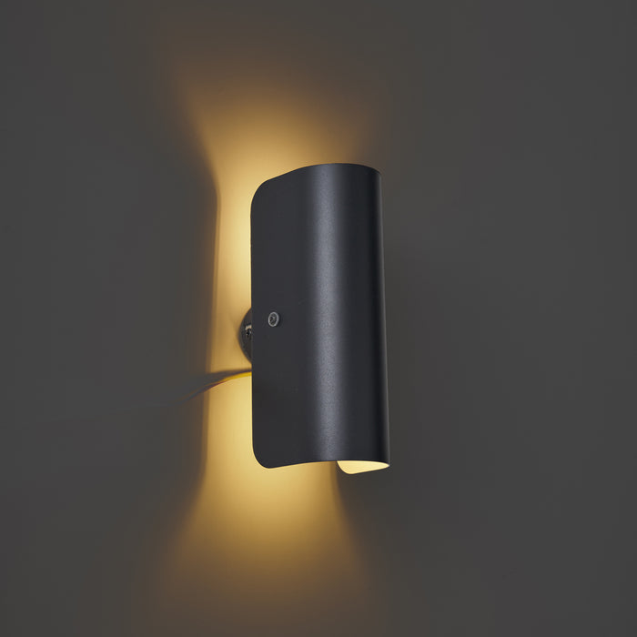 QAZQA Moderne wandlamp zwart 2-lichts - Gotthard