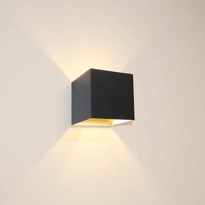 Artdelight Wandlamp Gymm Zwart Goud 10x10cm Excl. G9
