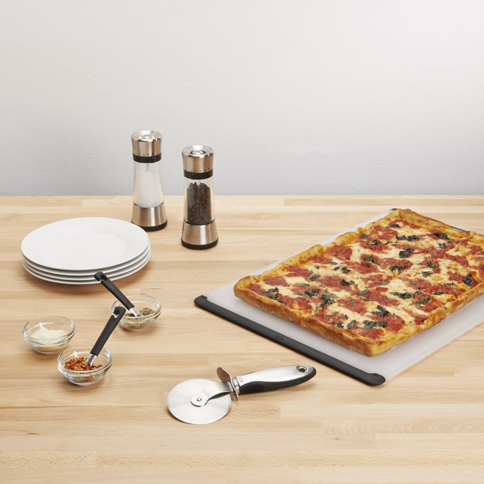 OXO Good Grips Steel Pizzasnijder