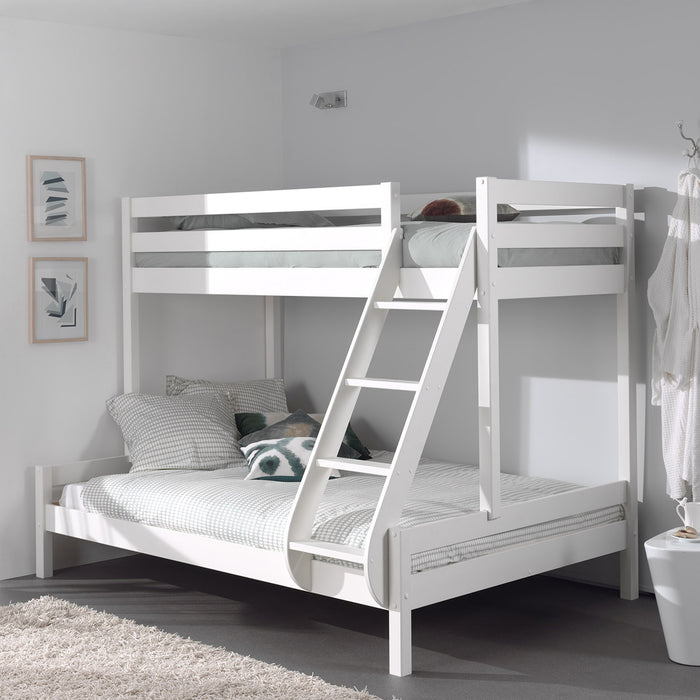 Vipack Pino Martin Familiebed  90 x 200 cm en 140 x 200 cm
