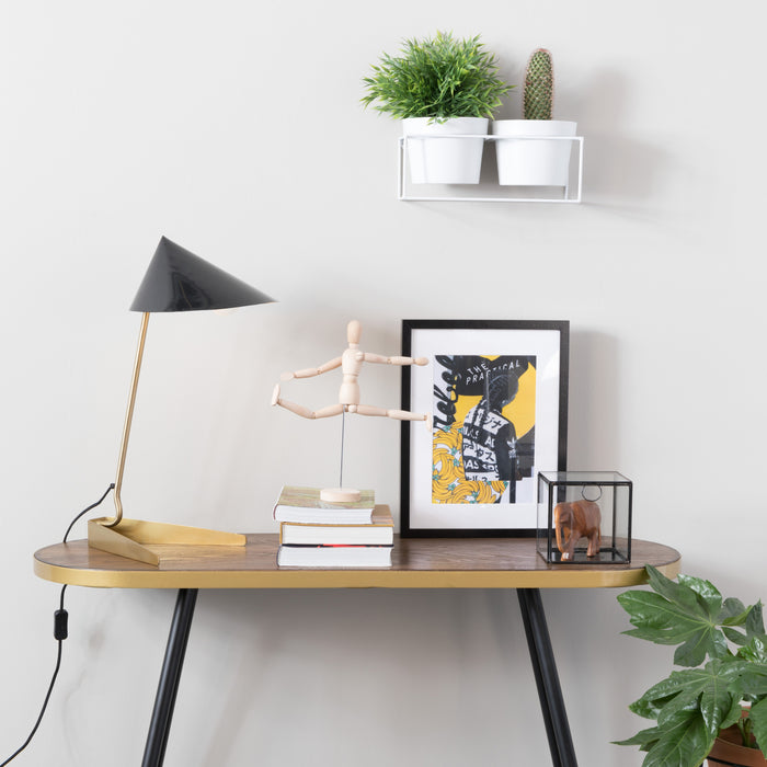 by fonQ  Hendrix Sidetable