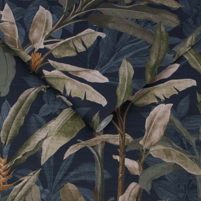 Graham & Brown vliesbehang Borneo Midnight Donkerblauw