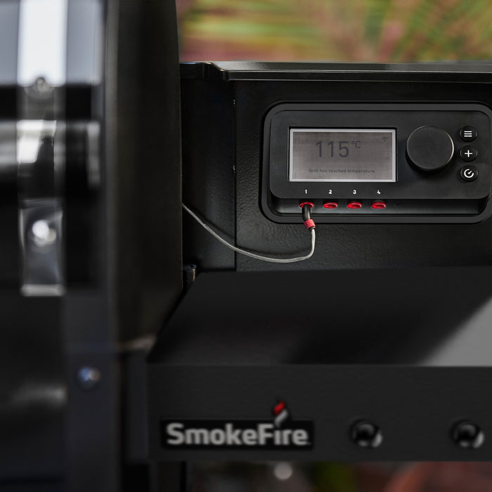 Weber Smokefire EPX4 Houtgestookte Pelletbarbecue Black Edition