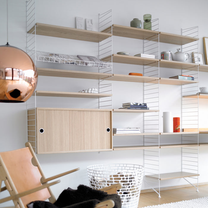 String Cabinet Kast met schuifdeuren