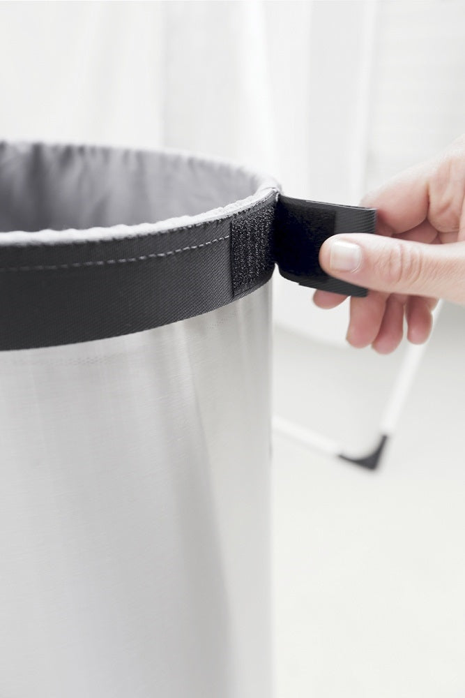 Brabantia Wasbox 60 L - Matt Steel / Dark Grey