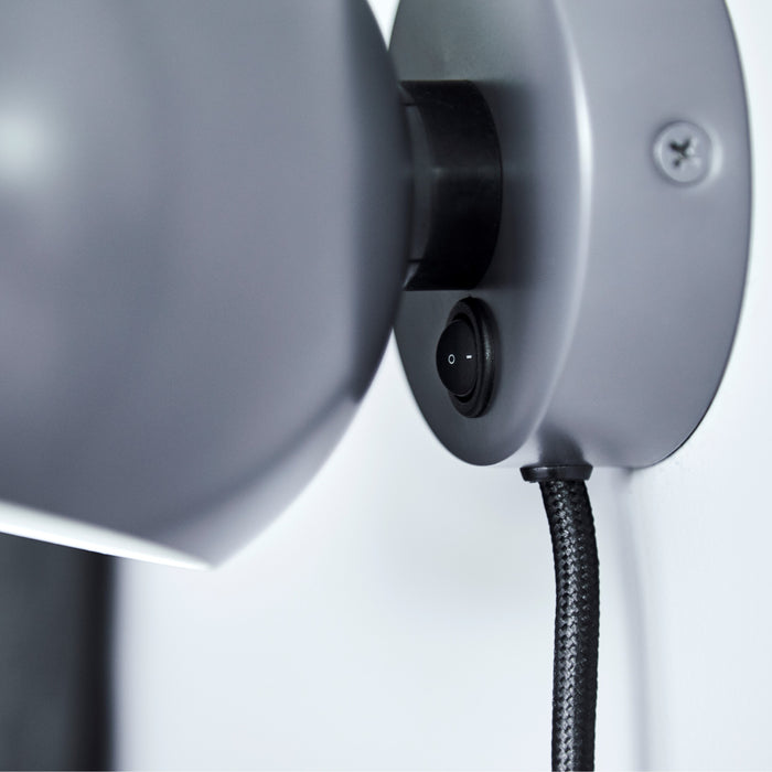Frandsen Ball Magnet Wandlamp Grijs