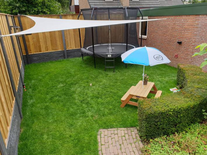Shadow Comfort   driehoek 5x5x7,1m Arctic White