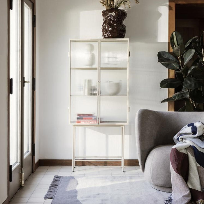 ferm LIVING Haze Vitrinekast - Cashmere