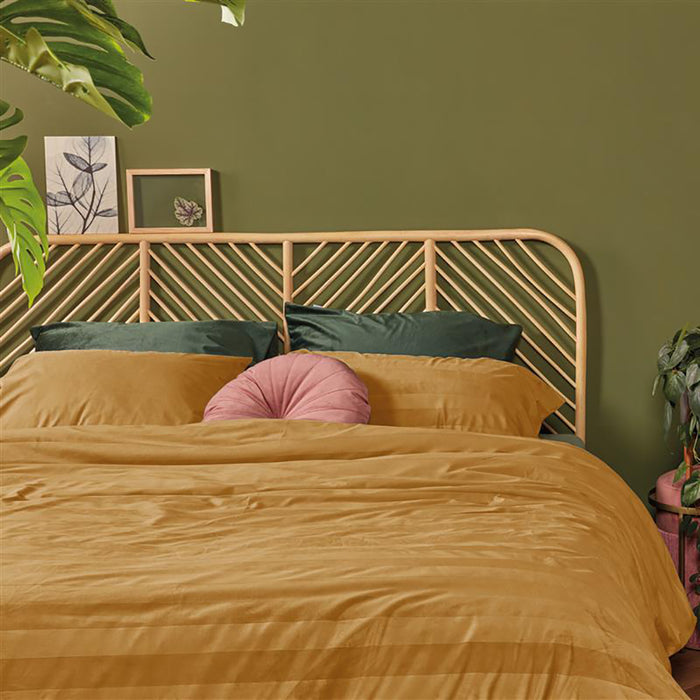 At Home by Beddinghouse Soft Shine Dekbedovertrek 240 x 200/220 cm - Geel