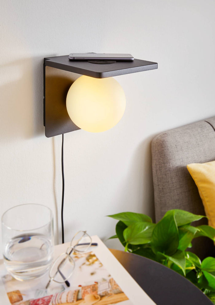 EGLO Ciglie Wandlamp met QI lader - 18 cm. - E14 - Zwart, wit