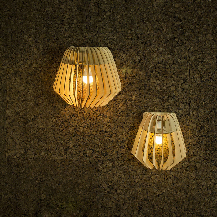 Bomerango Wall Spin houten muurlamp small - met wit koordset