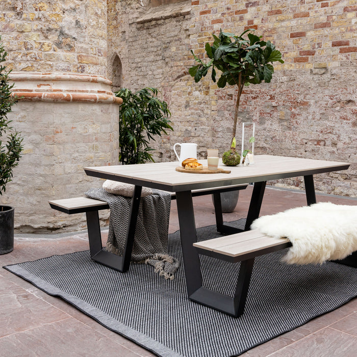 Eva Interior Buitenkleed Border Zwart  240x340cm