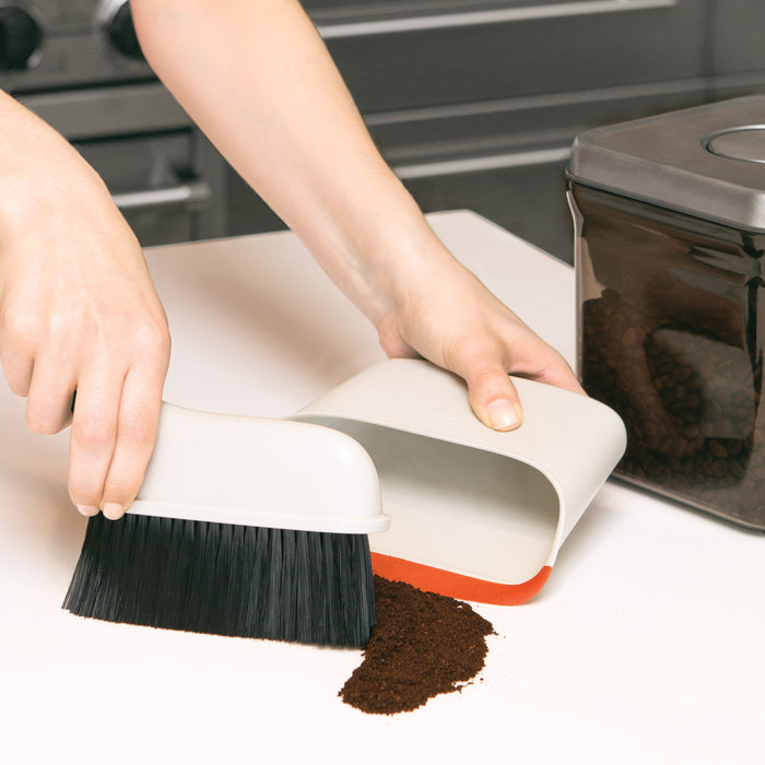 OXO Good Grips stoffer en blik - compact