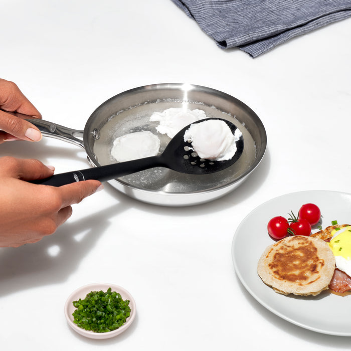 OXO Good Grips groentelepel nylon - BPA-vrij - met gaatjes