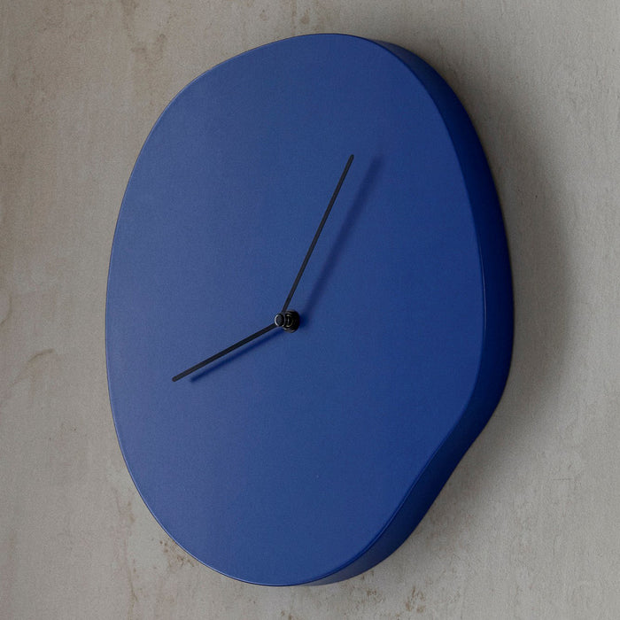 ferm LIVING Melt Wandklok - Blue