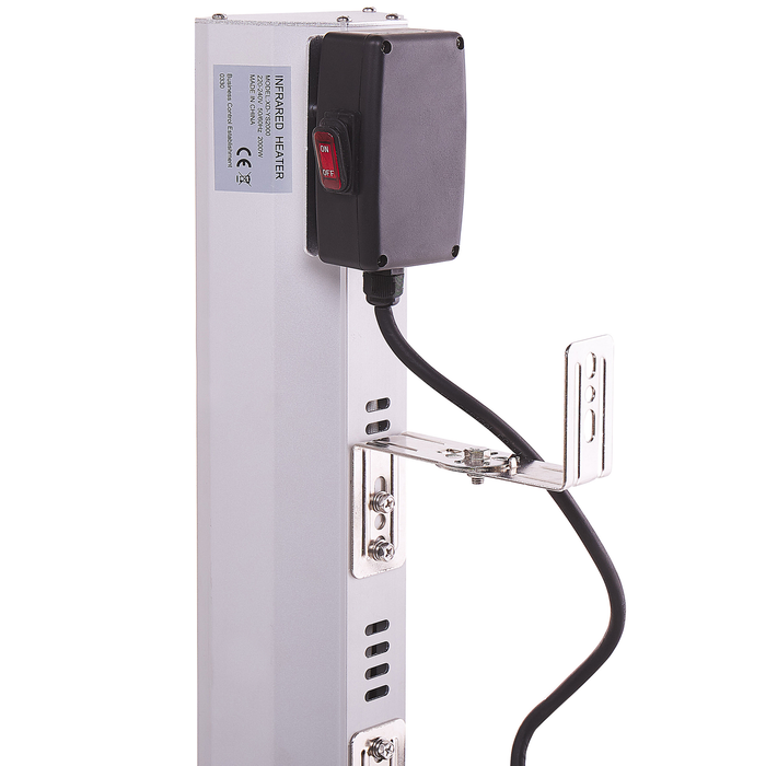 Beliani - BROMO - Terrasverwarmer - Zilver - Aluminium