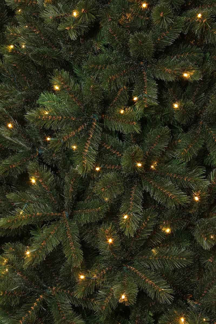 Triumph Tree Kunstkerstboom Forest frosted - 130x130x185 cm - PVC - Donker Groen - 224LED