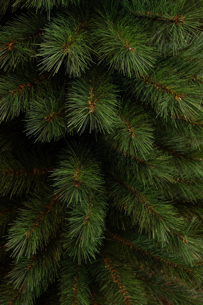 Black Box Trees Sotka Smalle Kunstkerstboom - H185 x Ø58 cm - Groen