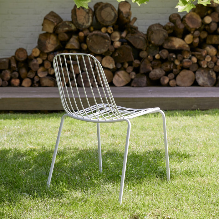 Tikamoon - Arty - Witte metalen tuinstoel